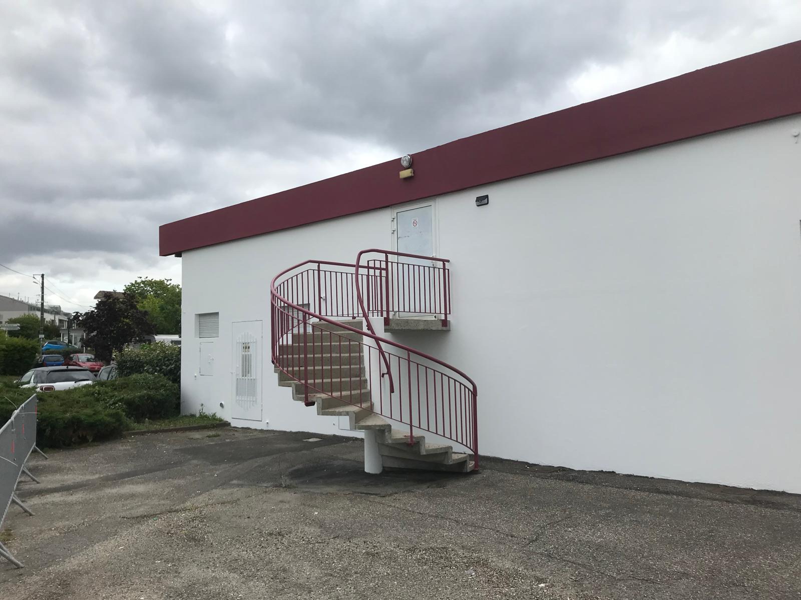 c15db9d6 5901 43a9 a168 5dd34128fc30